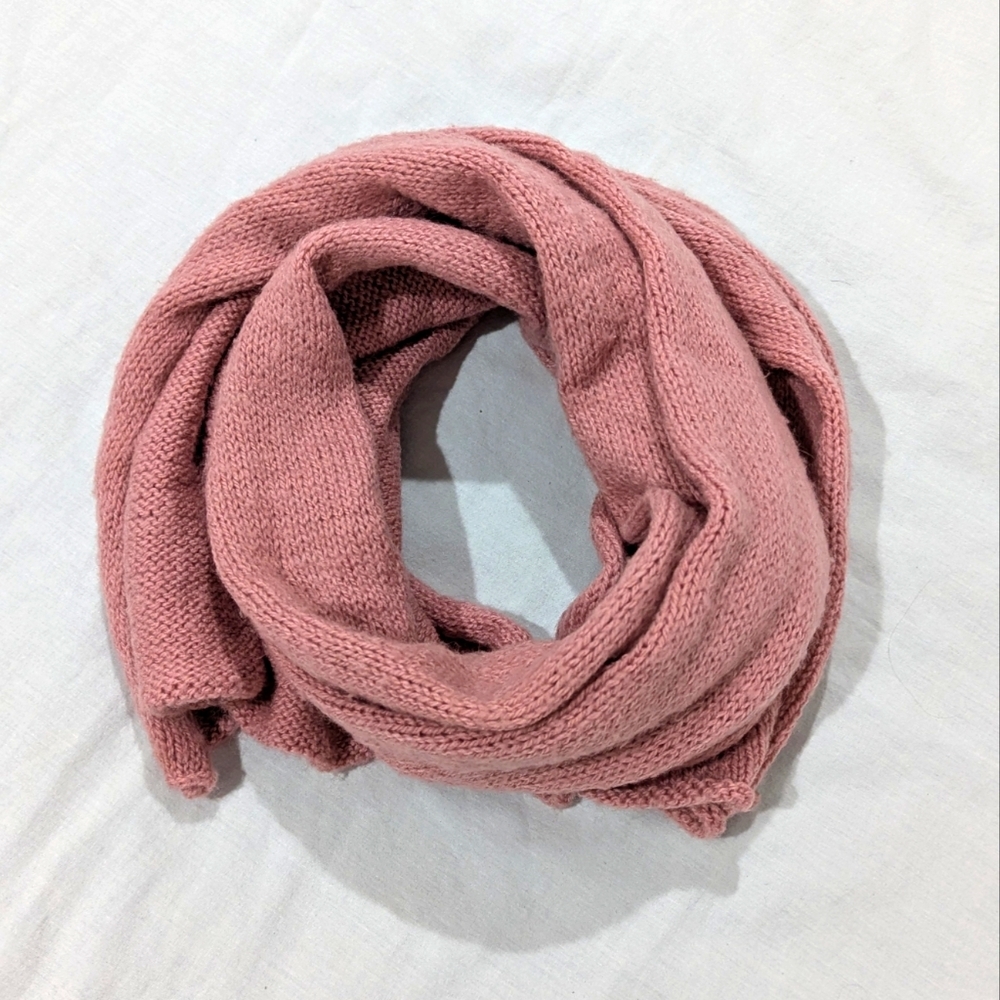 Wool natural light pink color scarf Handmade